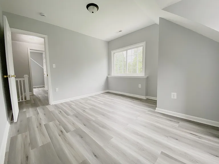 1536 Douglas St NE — Photo 23