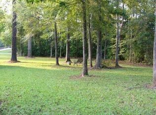 124 Beaver Creek Dr, Gray, GA 31032