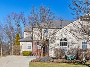 2266 Preserve Ln, Rochester, MI 48309