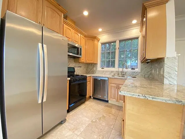 1420 Bellomy St — Photo 4