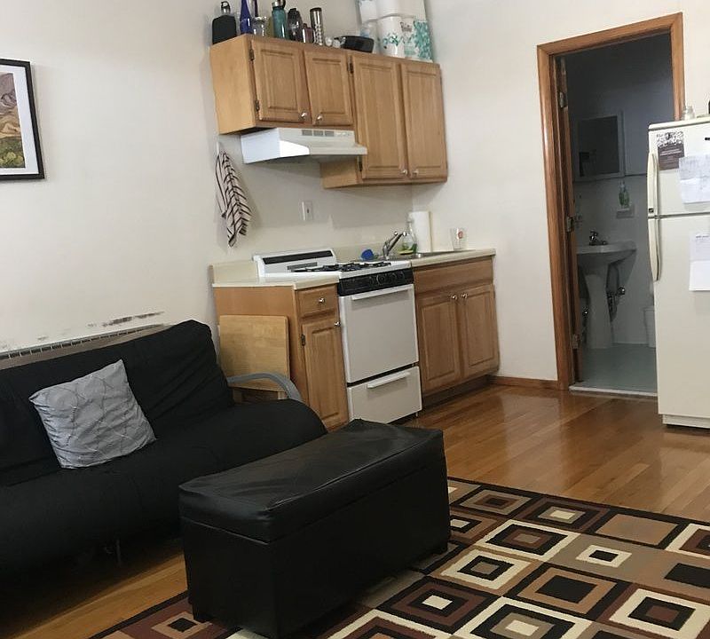 2nd image of 649 Manhattan Ave APT 4B