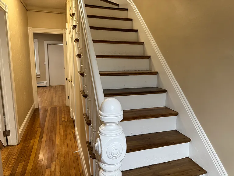 175 Washington St #2 — Photo 2