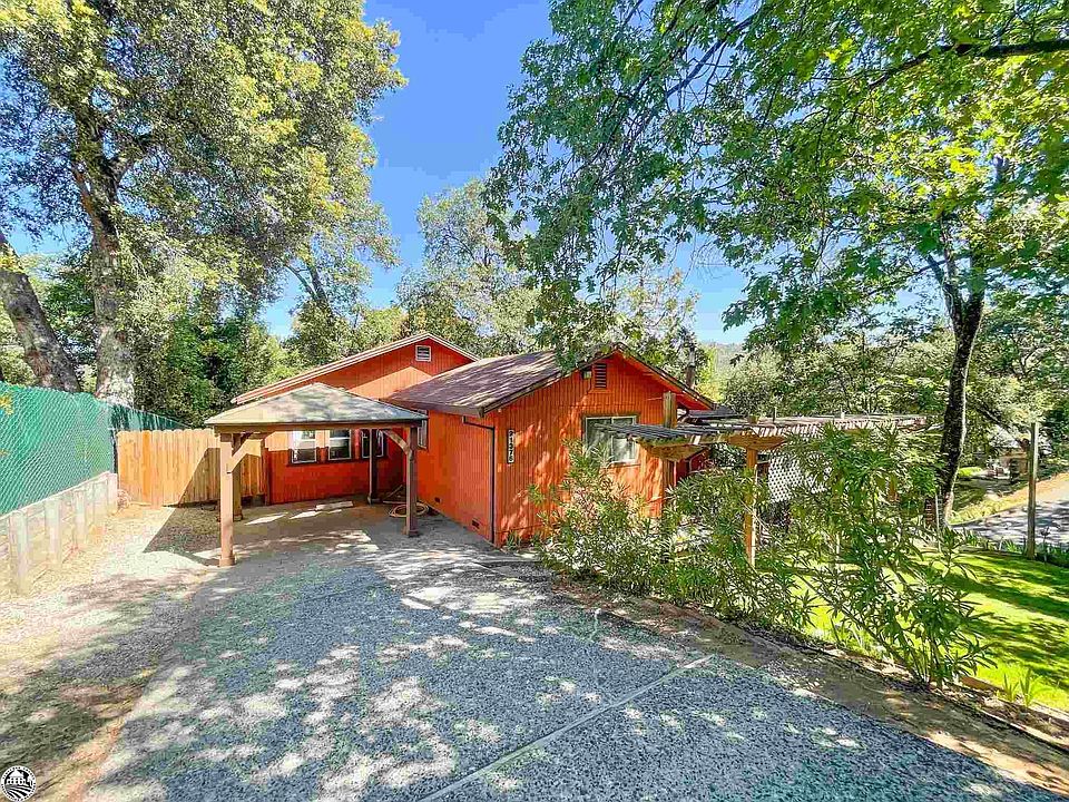 1st image of 21376 Crestview Dr