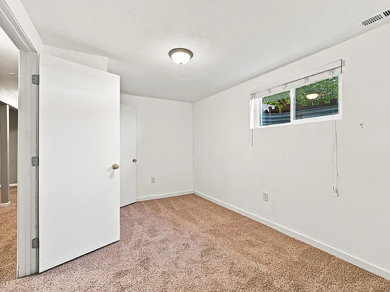 1407 Willshire Dr — Photo 24