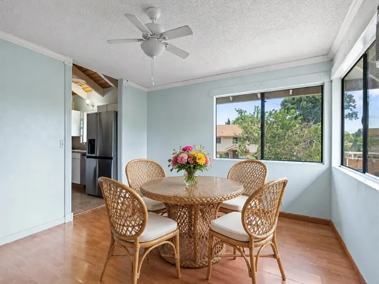 DINING ROOM STAGED