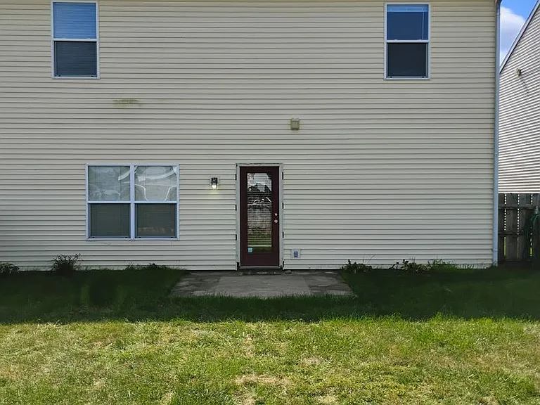 3368 Edison Dr — Photo 3