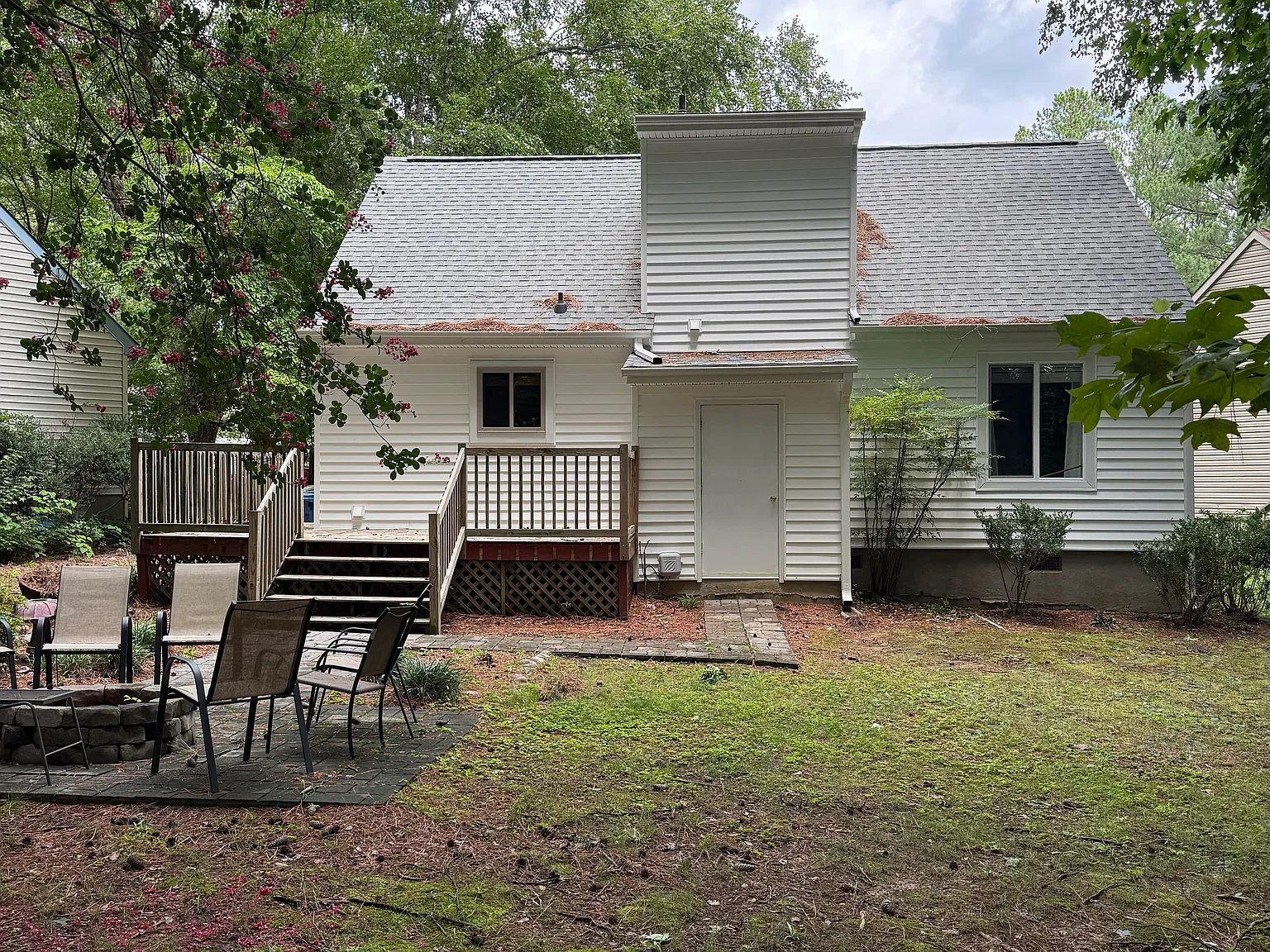 3 bed, 1313 sqft, $1,900 — Photo 3