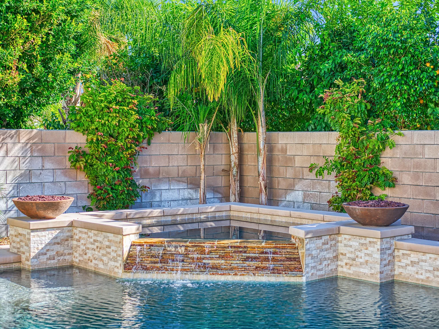 5 bed, 3.5 bath, 3423 sqft, $7,658 — Photo 4