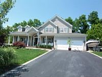 1st image of 8 Jenna Ct