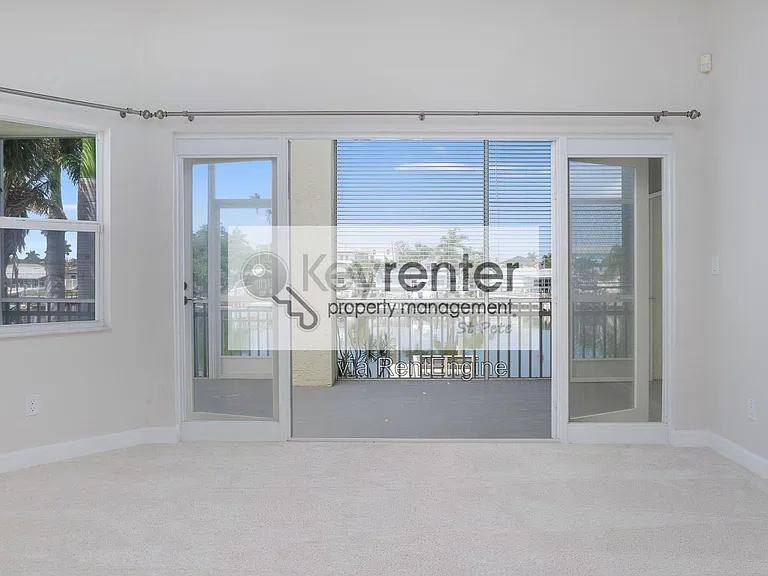 540 Johns Pass Ave — Photo 29
