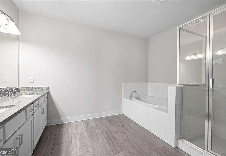 1395 Heights Park Dr SE — Photo 23