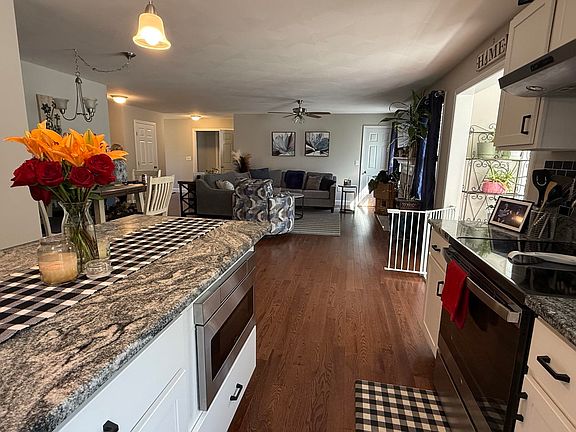 5th image of 87 Bentley Way