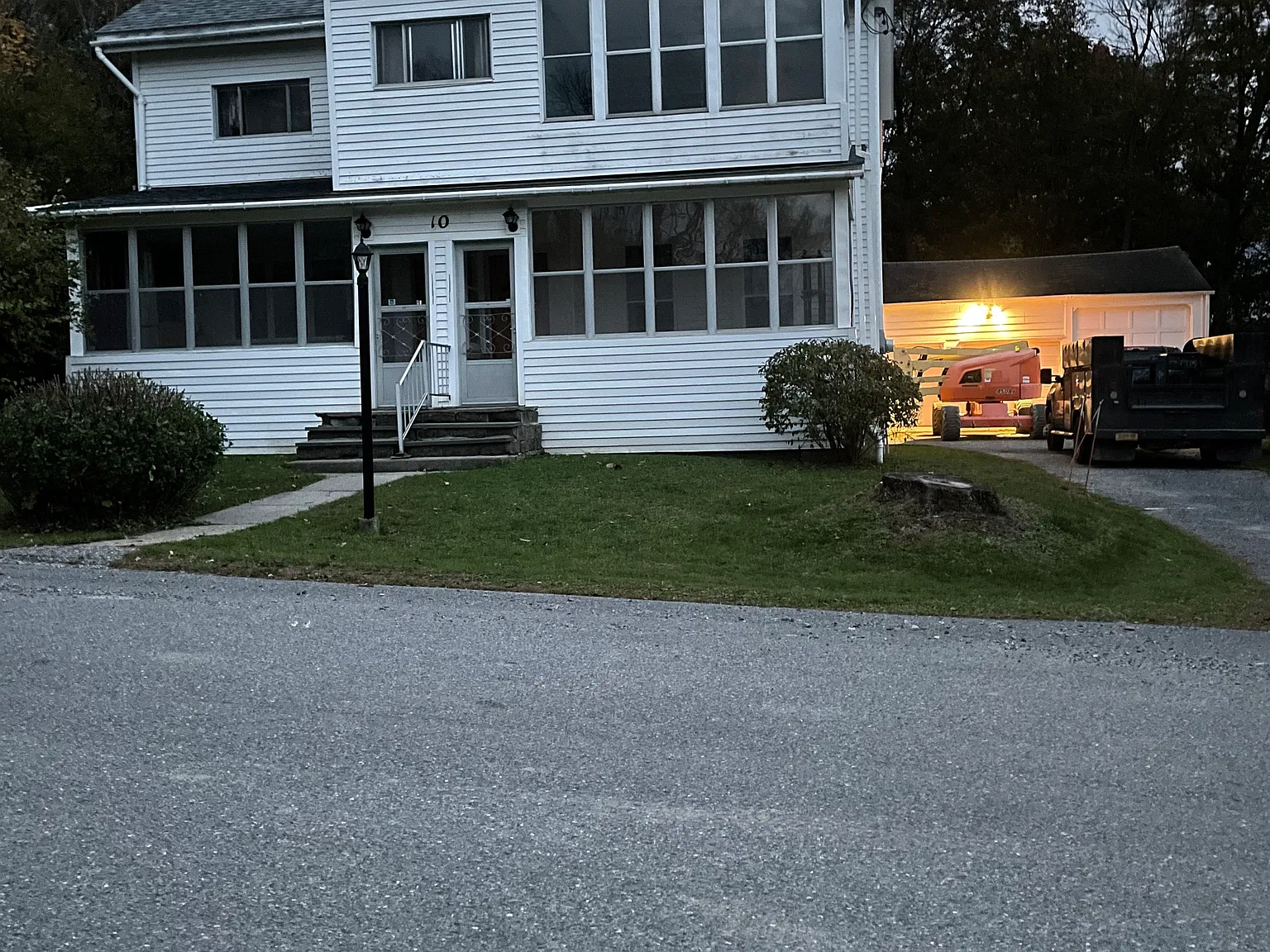3 bed, 1200 sqft, $2,200 — Photo 1