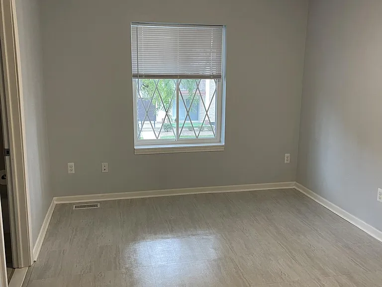 29264 Gloede Dr #3 — Photo 3