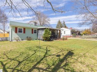12 Bayne Dr, Greenville, SC 29617