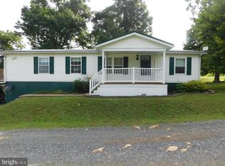 19 Blue Bird Dr, Lewistown, PA 17044