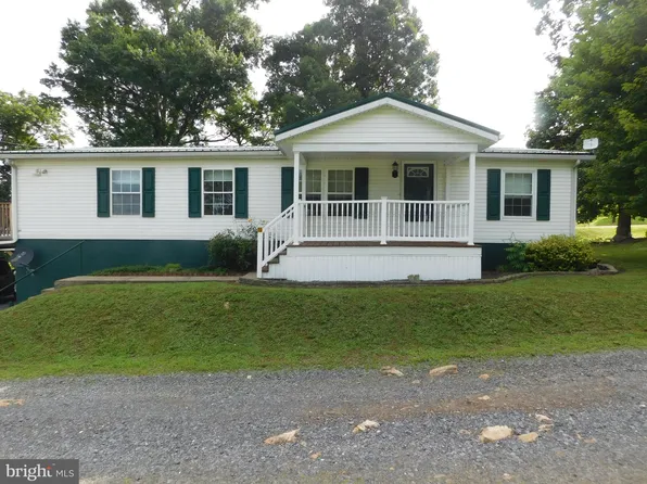 19 Blue Bird Dr, Lewistown, PA 17044