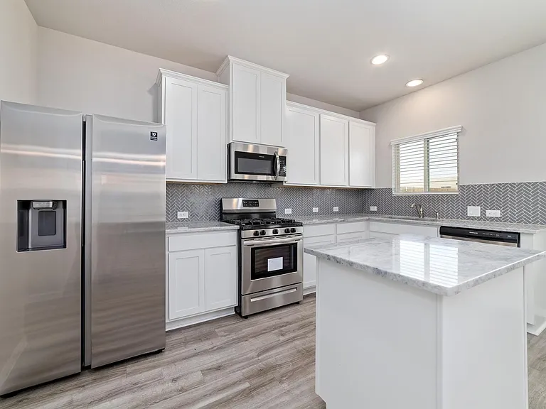 12923 Crombie Dr — Photo 9