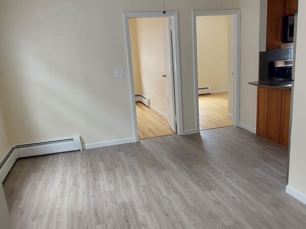 48 Stein Ave FLOOR 1