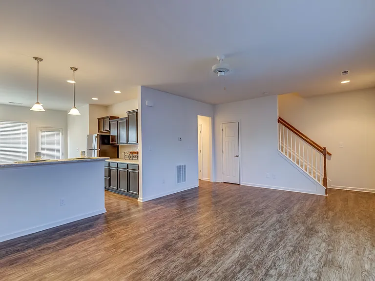 The Townhomes at Glasford Square — Photo 9