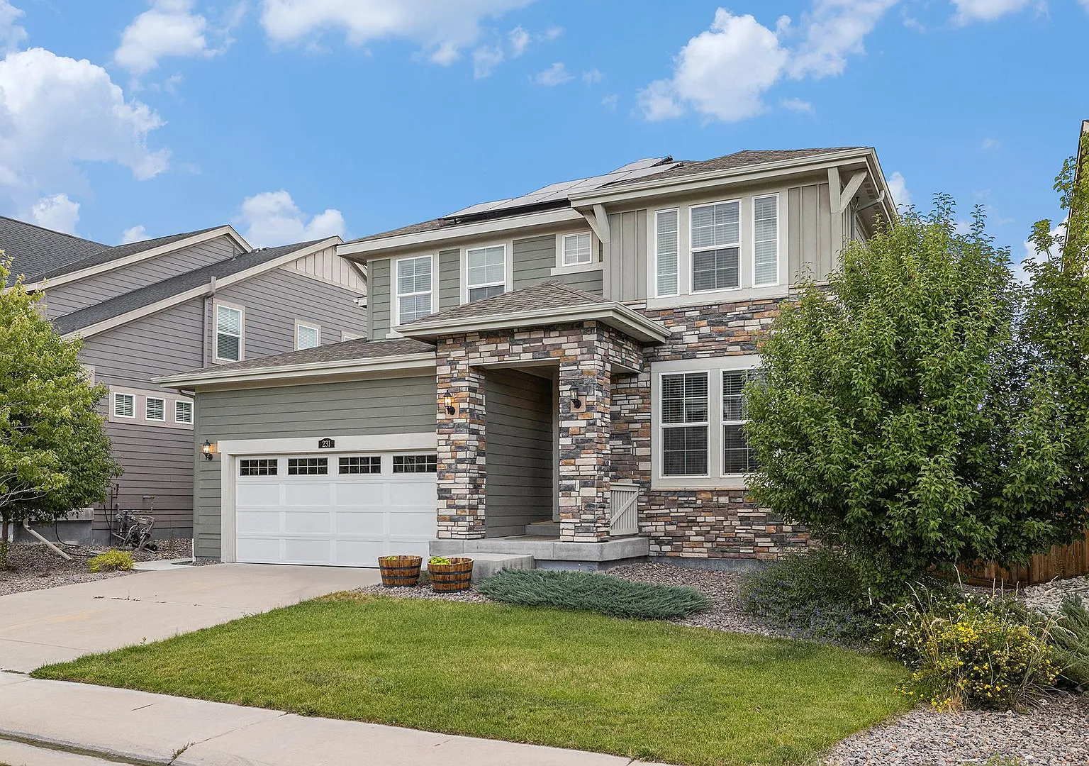 6 Month Lease! Beautiful Home In Castle Pines — Photo 2