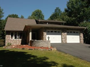 29 Ridge Rd, Hackettstown, NJ 07840