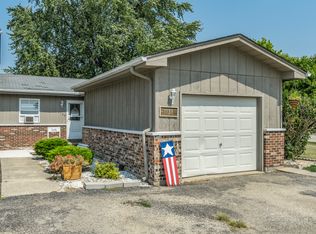 1133 Lillian Ln #1, Sandwich, IL 60548