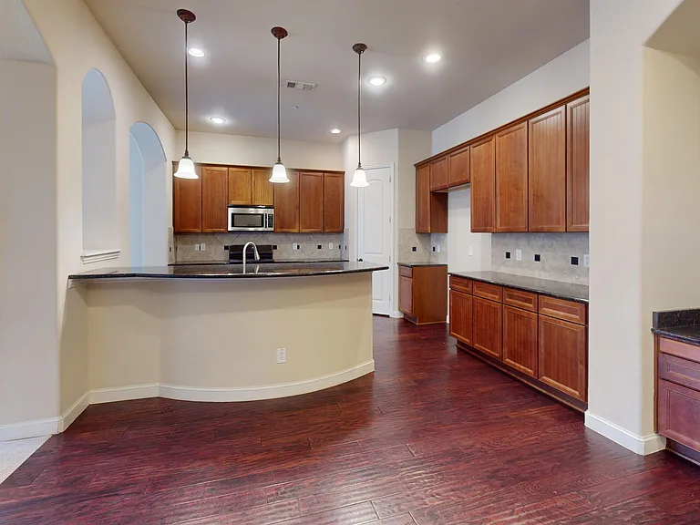 6753 Cabrillo — Photo 6