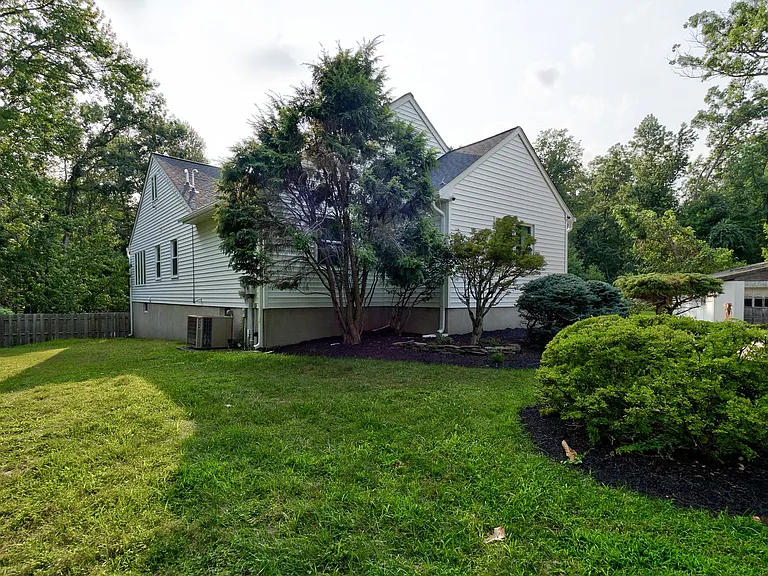17 Bauers Ln — Photo 3