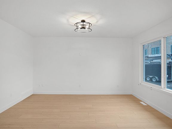 5th image of 1820 188th St NW
