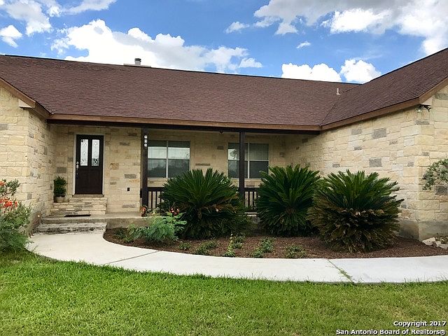 1st image of 203 Shamrock Dr