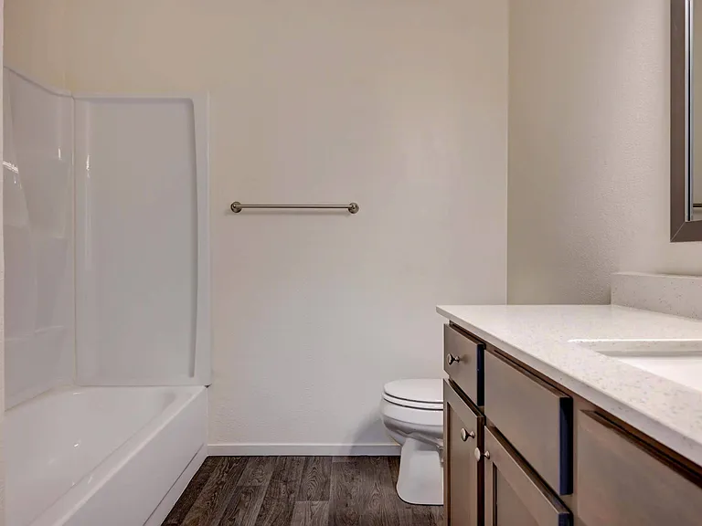 Solstice Apartment Homes — Photo 23