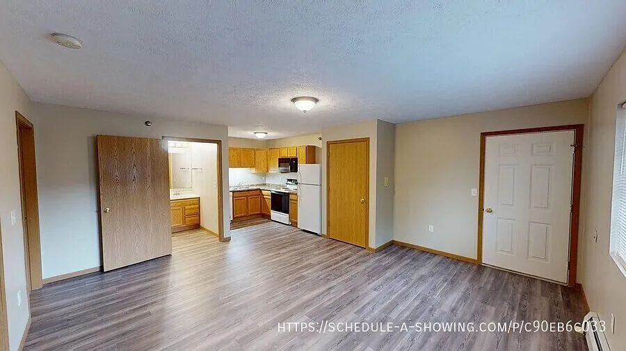 2 bed, 800 sqft, $1,295 — Photo 3