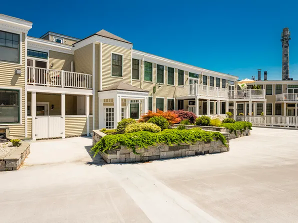 40 Washington Street #213, Camden, ME 04843