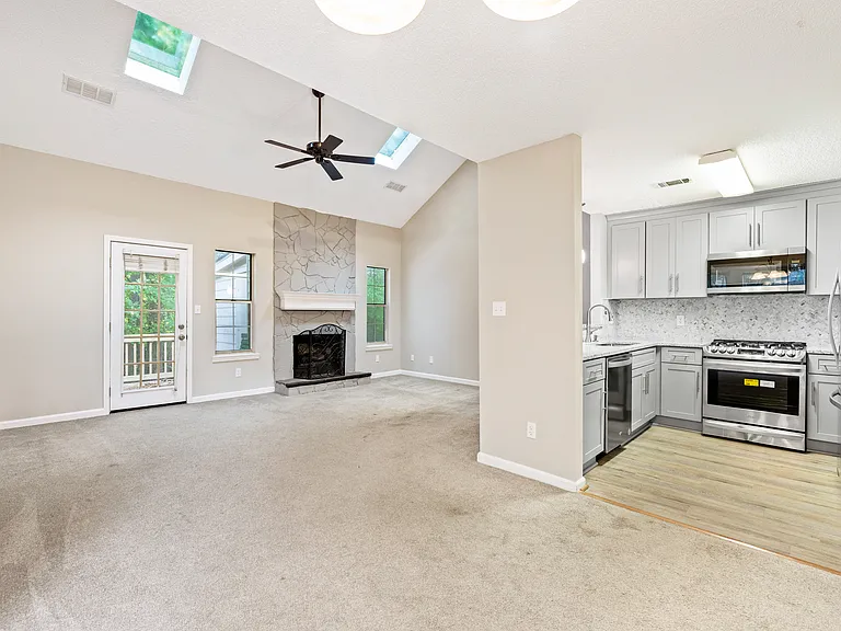 2225 Fairways Ct NW — Photo 36