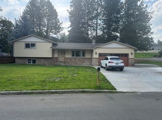 11813 S Player Dr, Spokane, WA 99223