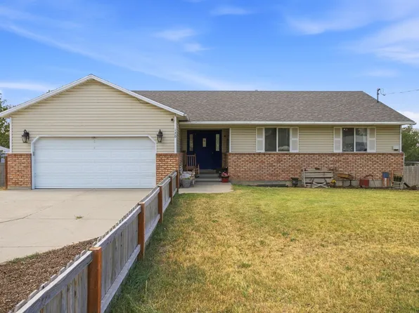 170 S Main St, Mona, UT 84645