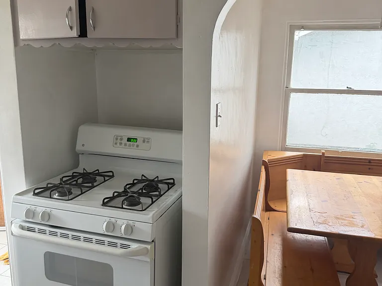 769 E Monterey Ave — Photo 8