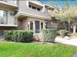 218 E Bailey Rd, Naperville, IL 60565