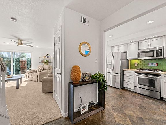3rd image of 621 Knollwood Drive