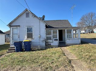 1005 N Oak St, Union, MO 63084