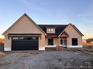 145 S 427th Rd, Pryor, OK 74361