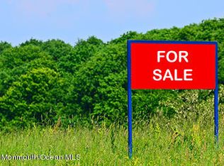 1 Molsbury Ln, Millstone Township, NJ 08510