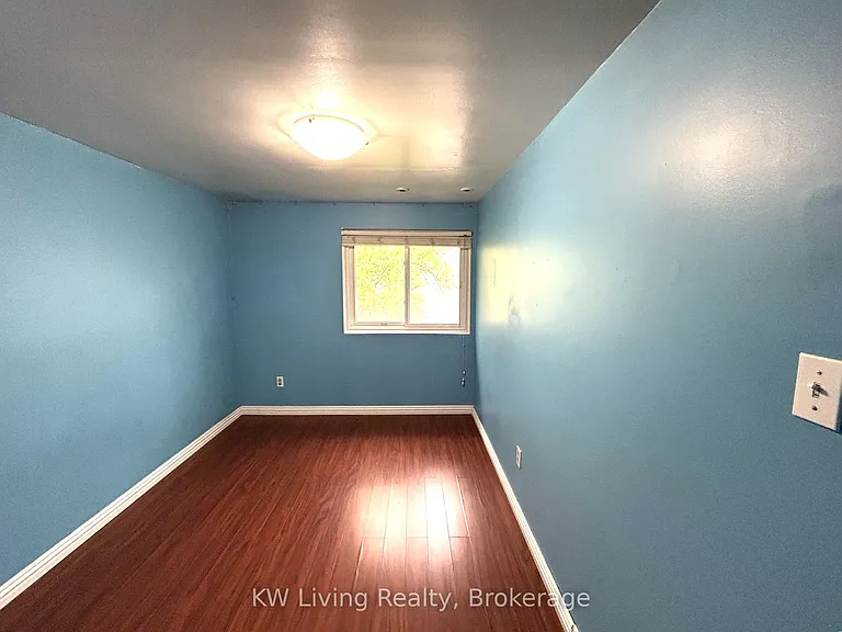 22 Bracken Fernway — Photo 16