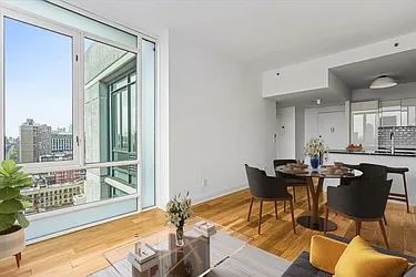 Rented by Fact Real Estate LLC