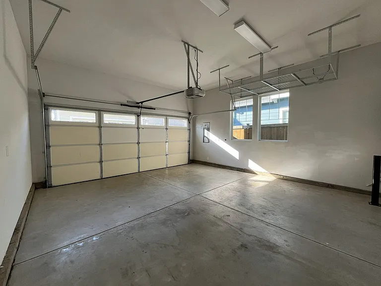 7002 SE Genrosa St — Photo 47