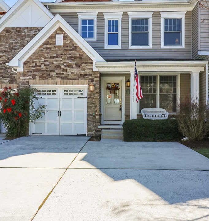 1st image of 10095 Iron Pointe Dr #603B6