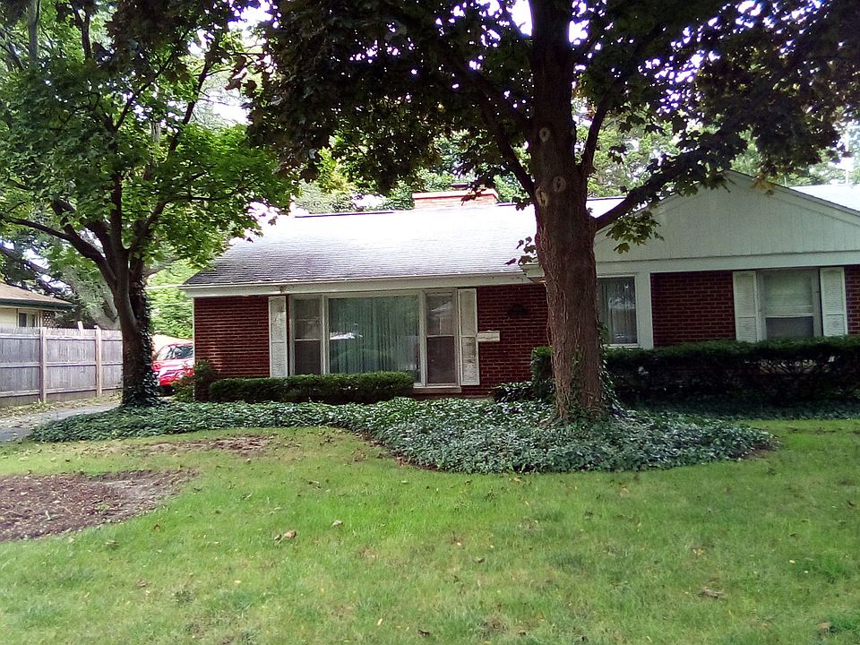1st image of 1104 Harms Ave