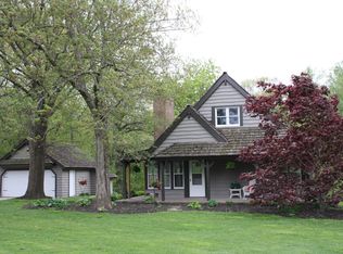 21381 Lincoln Rd, Sterling, IL 61081