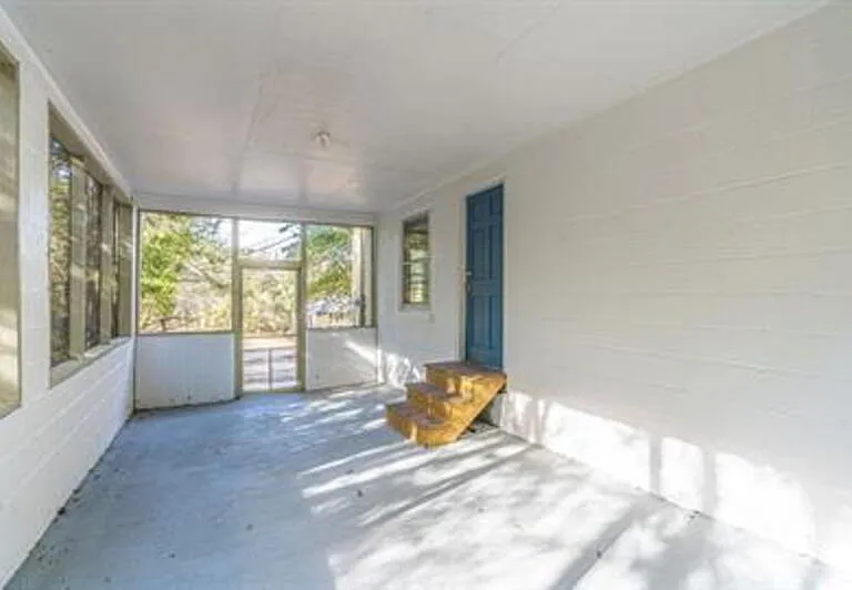 885 S Stephens St — Photo 7